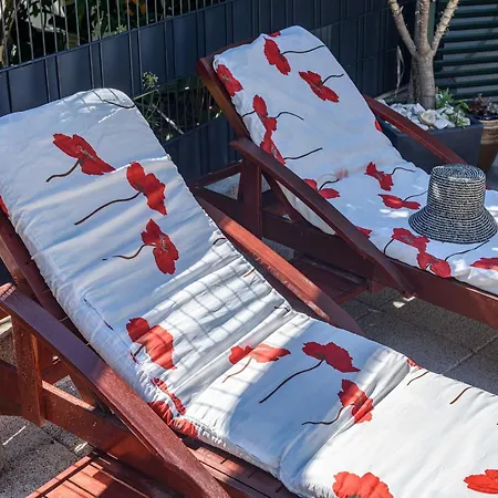 Luxurious In Arbanija With Jacuzzi Vakantiehuis *